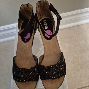 Black sandals
